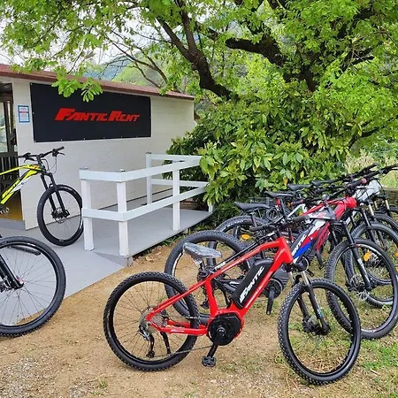 Colline Morghetta Tatil Evi *