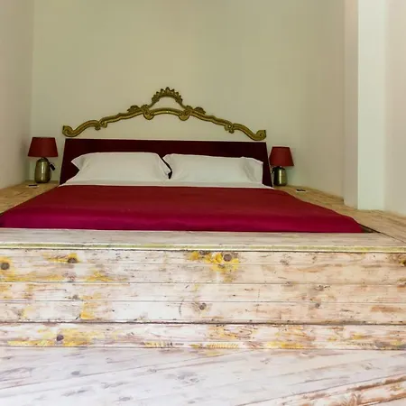 Colline Morghetta Tatil Evi